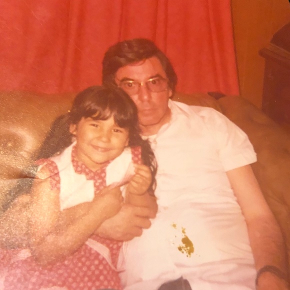 Meet your Posher, Becky - Picture 2 of 15